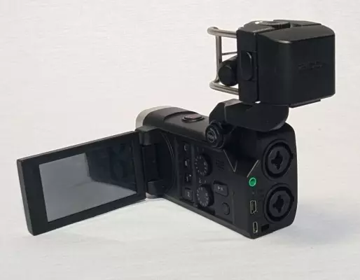 Zoom - Hi-Definition Handheld Audio/Video Recorder 6